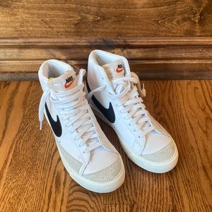 Nike Blazer ‘77 Size 7